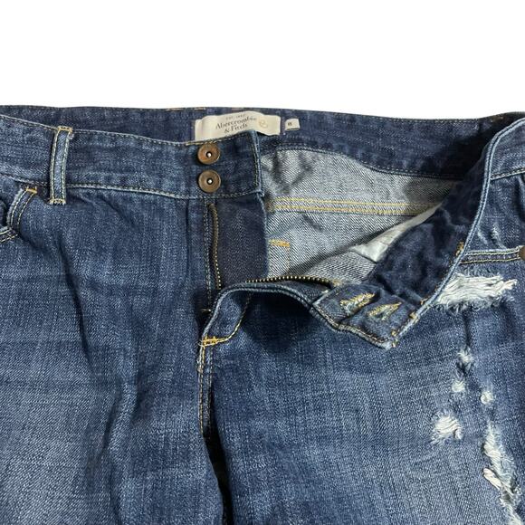 Abercrombie and Fitch Jeans Womens Size 8 Blue Distressed Capri Denim Dark Wash - Picture 3 of 10